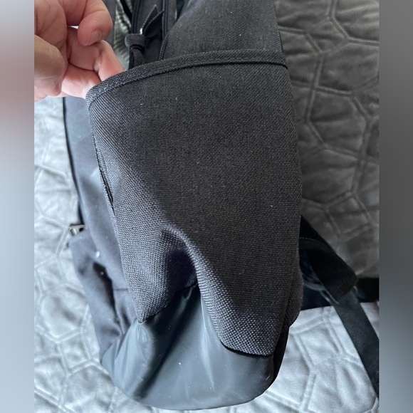 Backpack - Picture 4 of 8